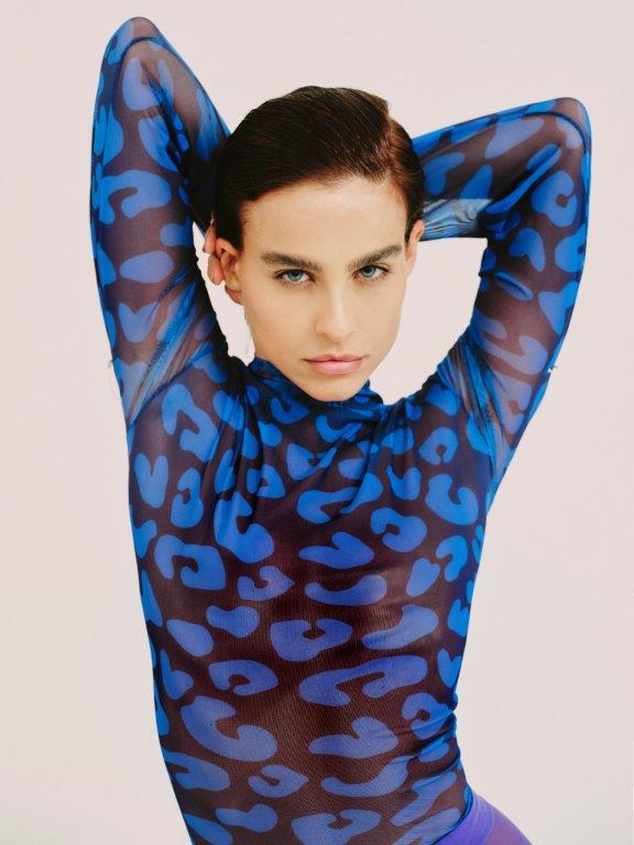 Juliana Calderari - Front Management