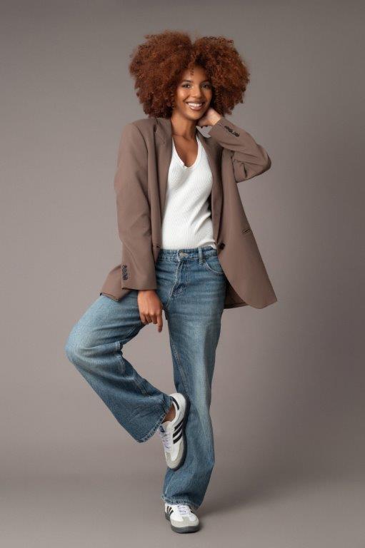 Juliana Figueiredo - Front Management