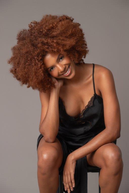 Juliana Figueiredo - Front Management