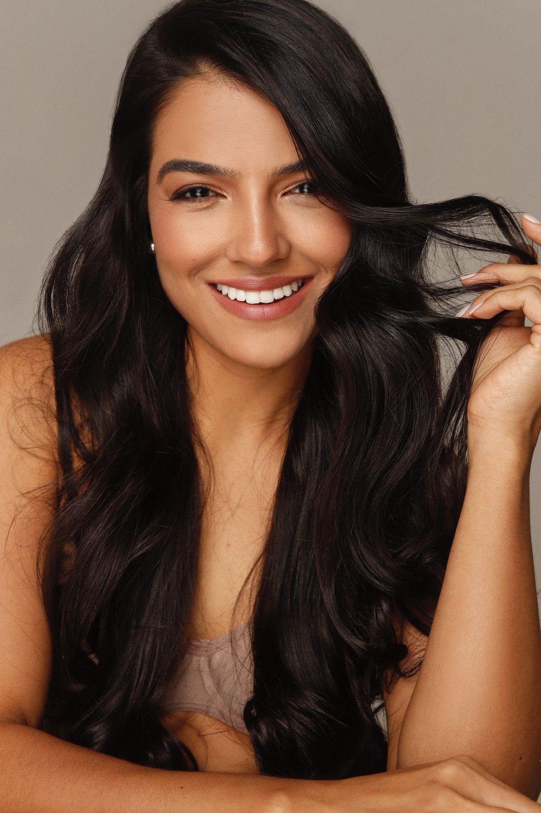 Juliana Portela - Front Management