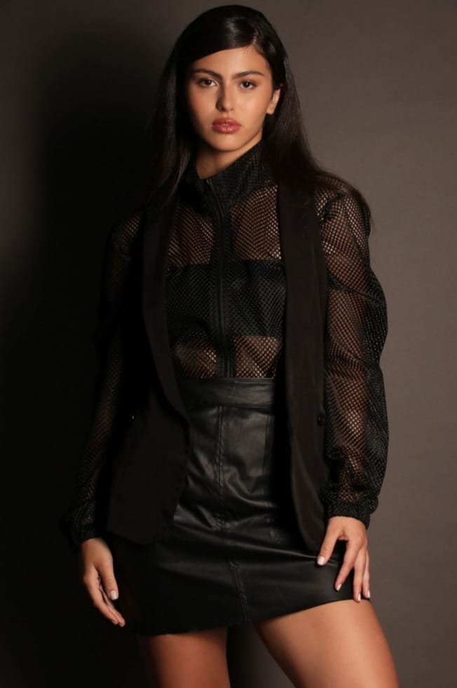 Jullya Pimentel - Front Management