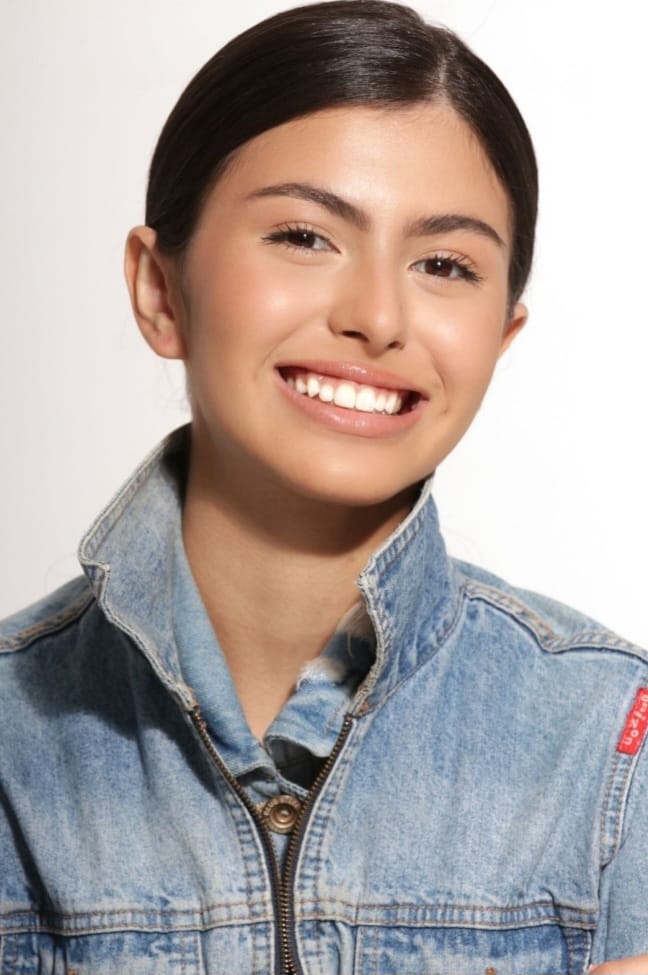 Jullya Pimentel - Front Management