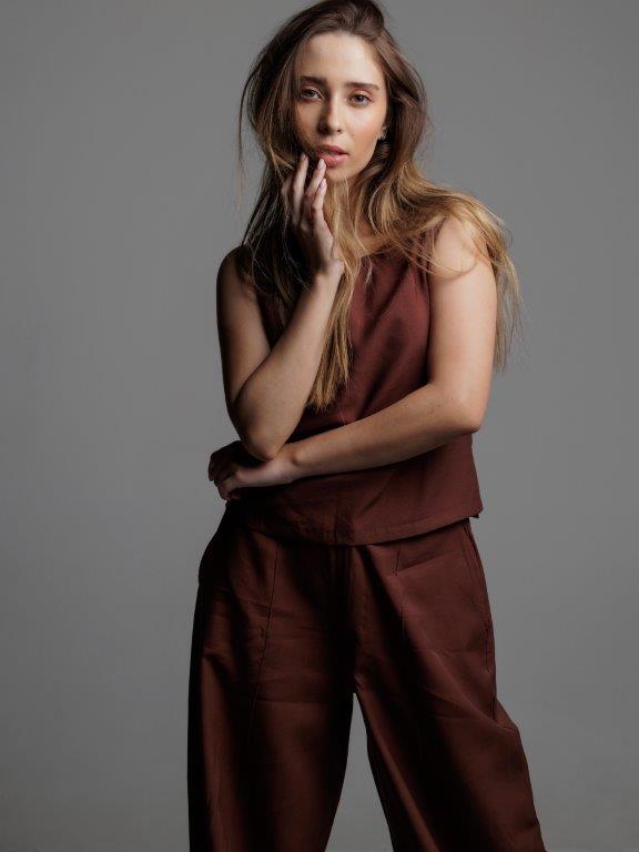 Karen Taboada - Front Management