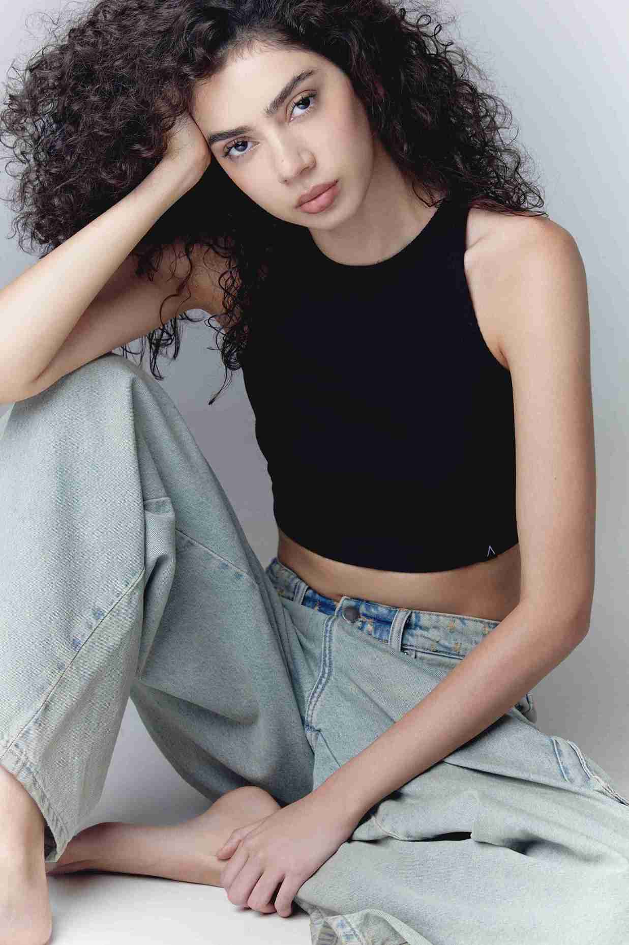 Karina Reis - Front Management