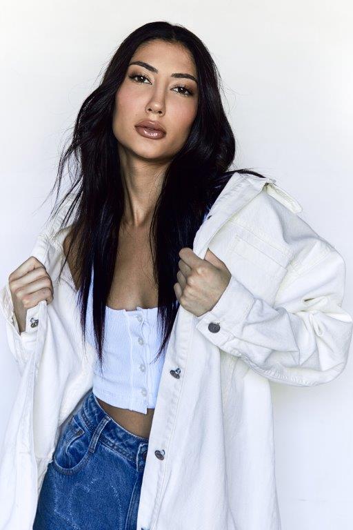 Karol Costta - Front Management