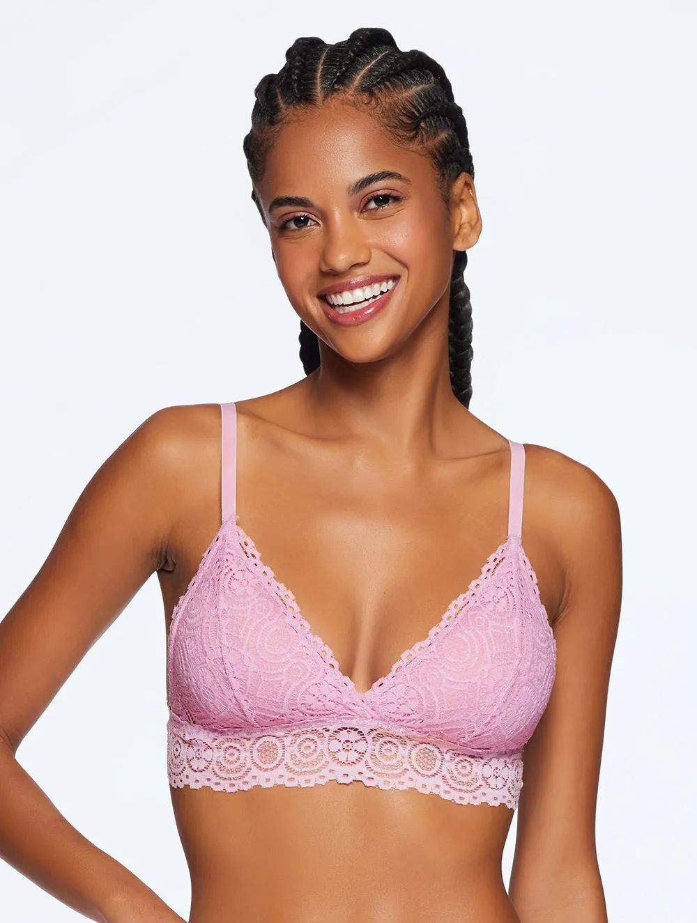 Lara Marinho - Front Management