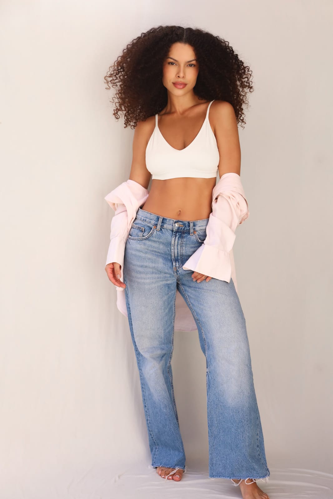 Larissa França - Front Management