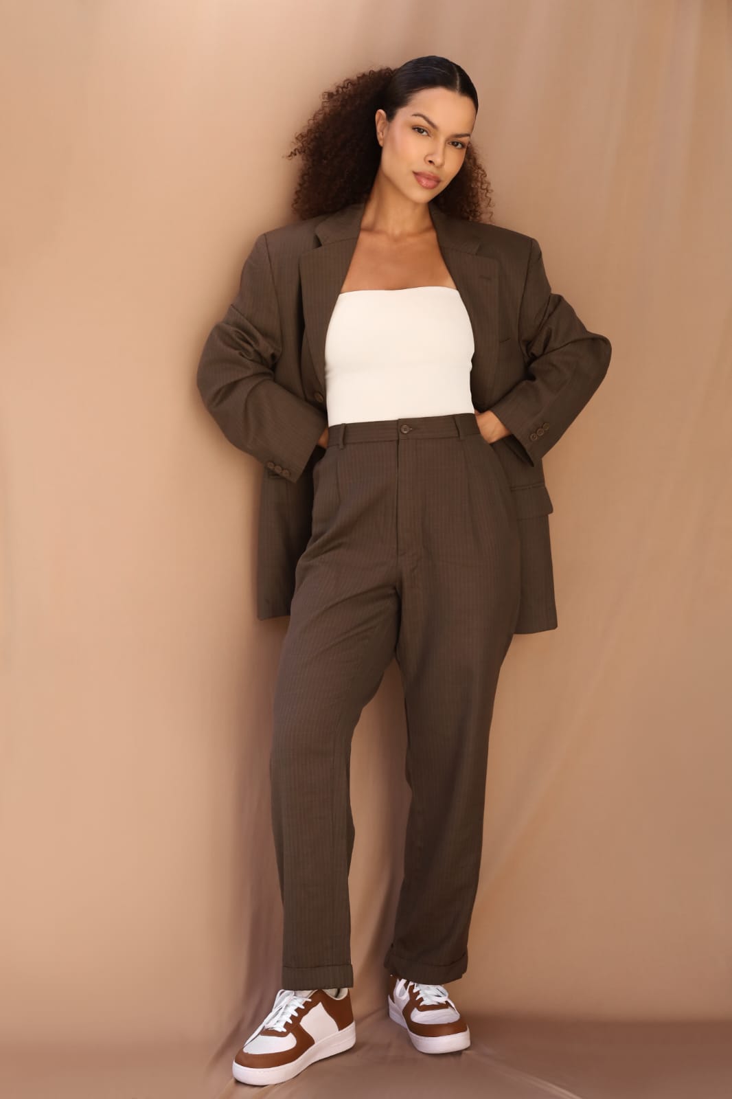 Larissa França - Front Management
