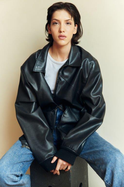 Laura Necco - Front Management