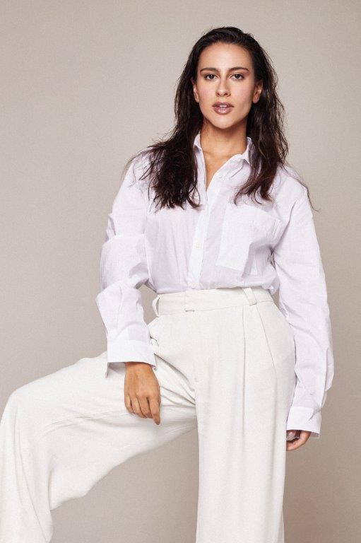 Luisa Souza - Front Management