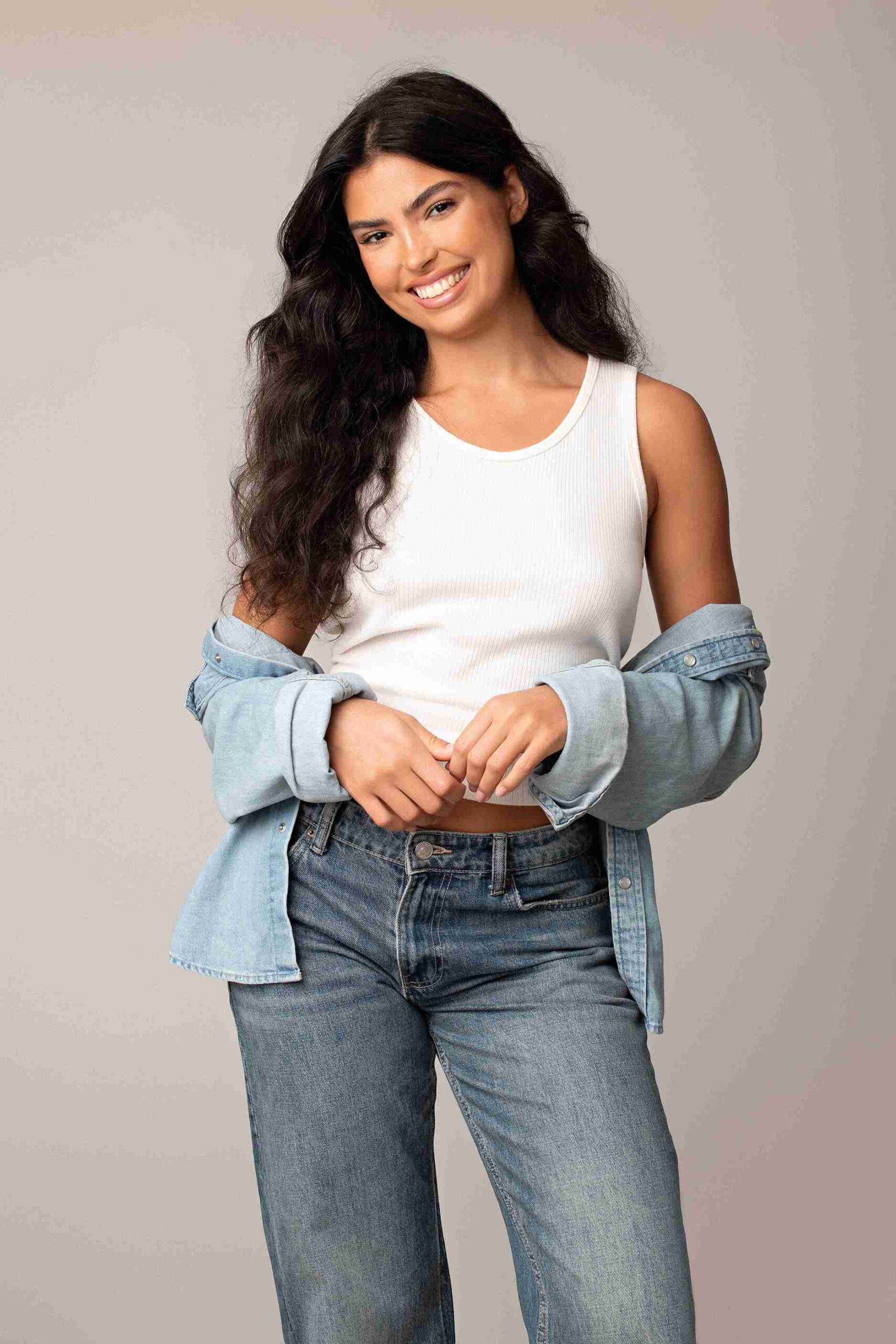 Luiza Belford - Front Management