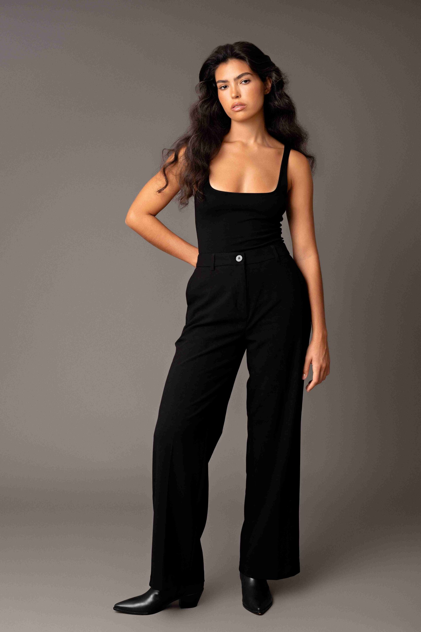 Luiza Belford - Front Management