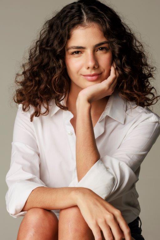 Maria Resende - Front Management