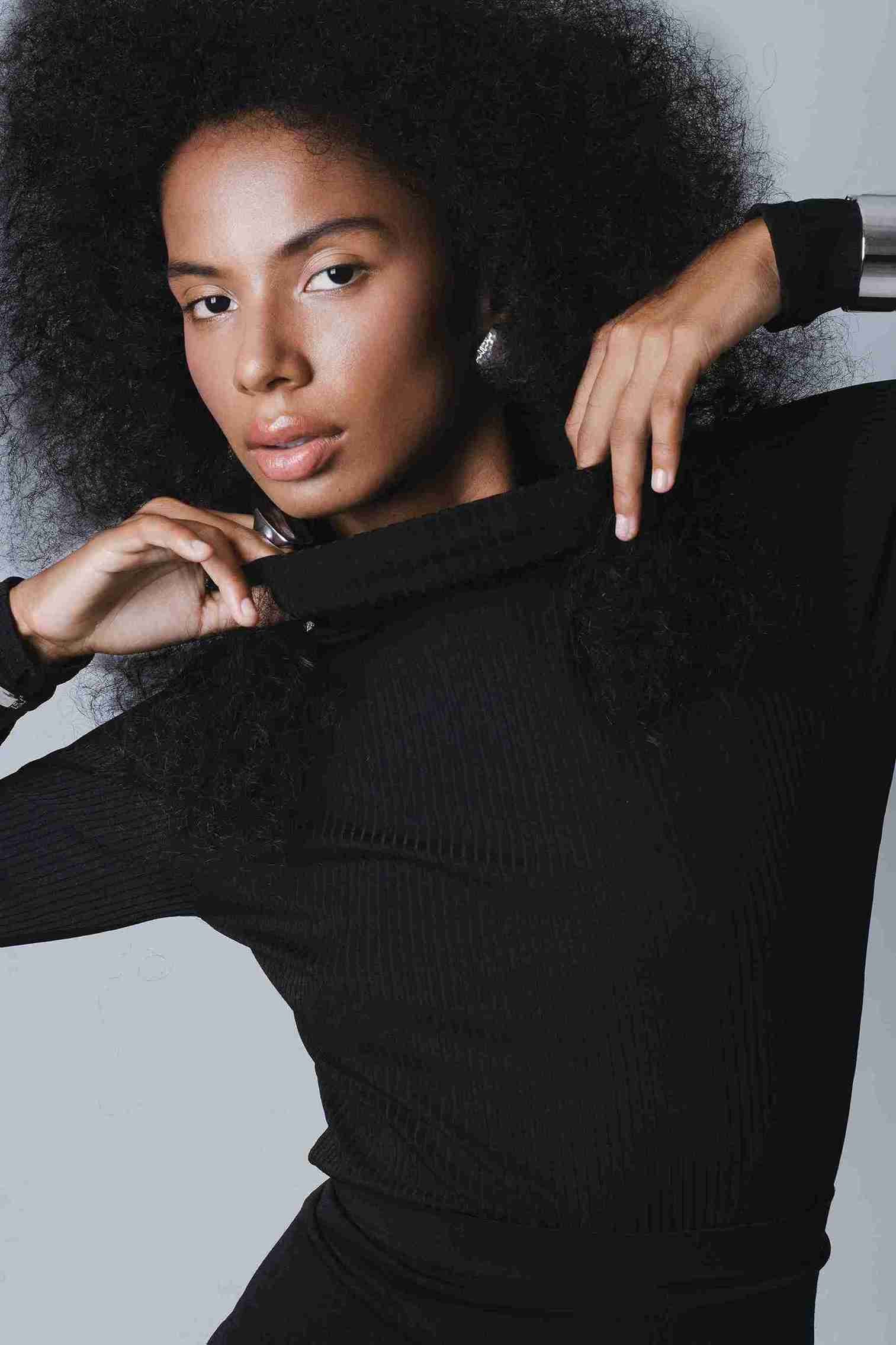 Adriely Chagas - Front Management