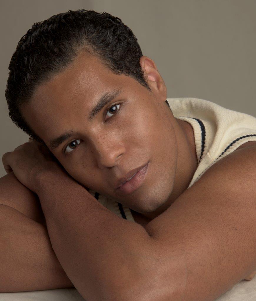 Alessandro Leite - Front Management