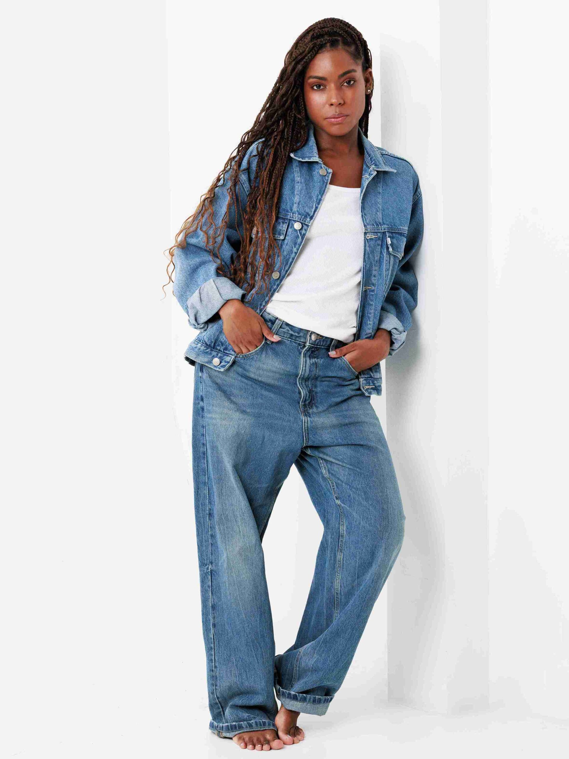 Bruna Gonçalves - Front Management