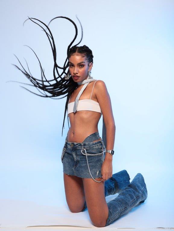 Bruna Silva - Front Management