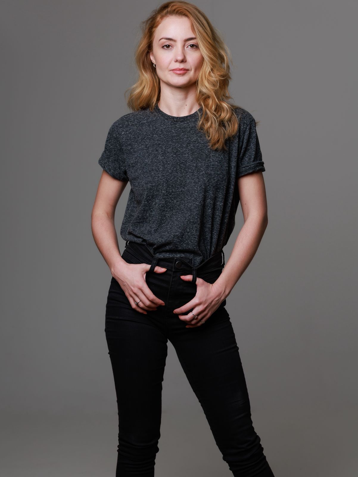 Camila Susin - Front Management