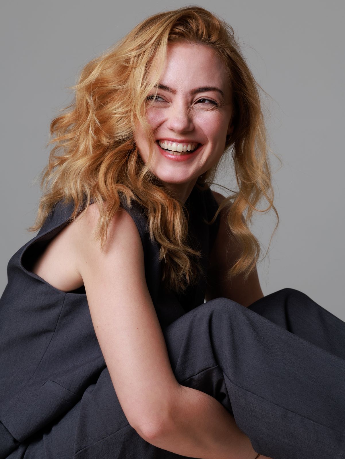 Camila Susin - Front Management