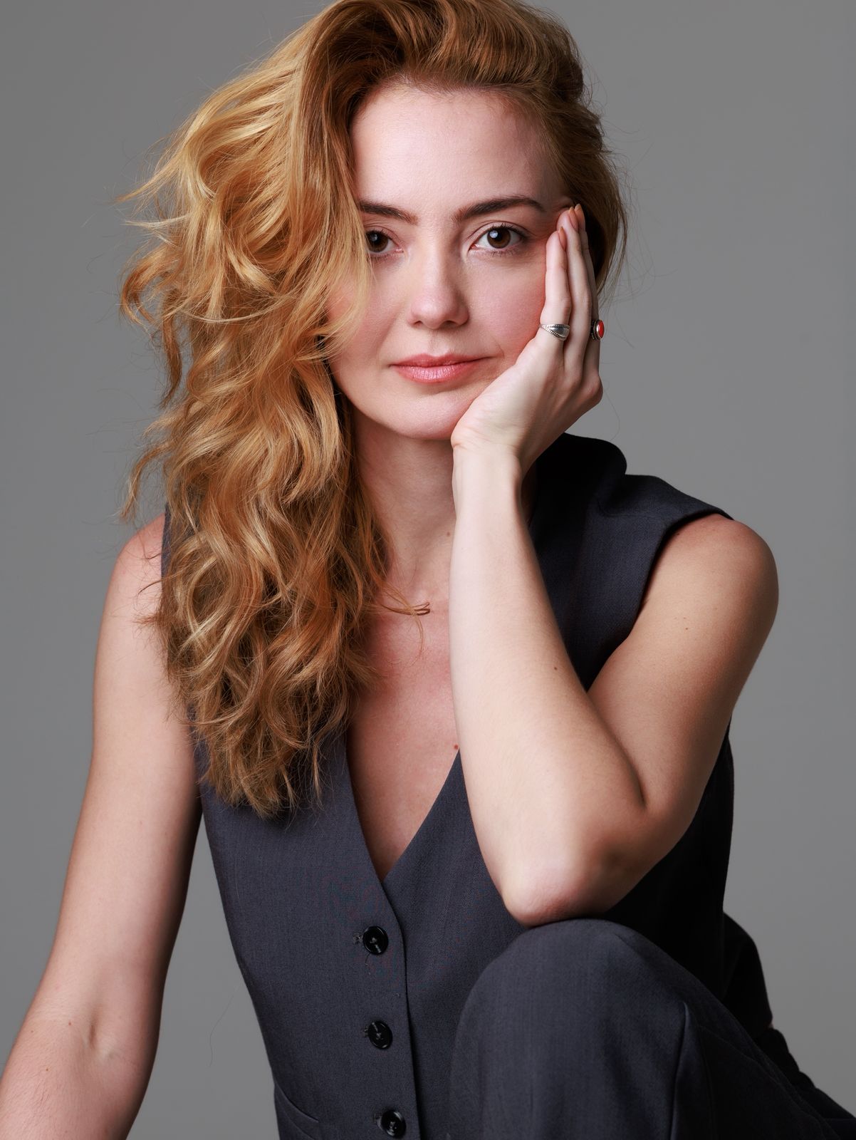 Camila Susin - Front Management