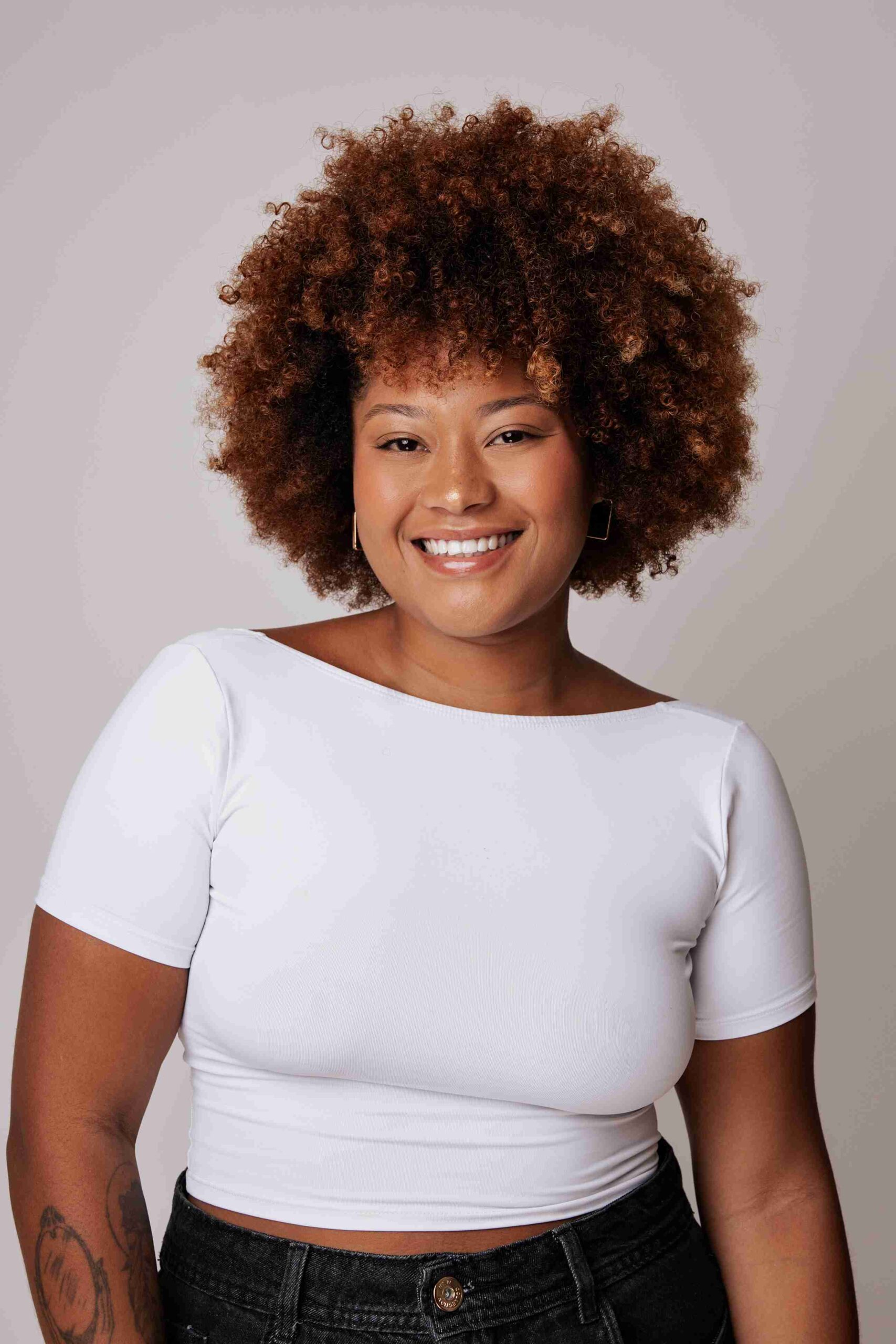 Camyla Figueredo - Front Management