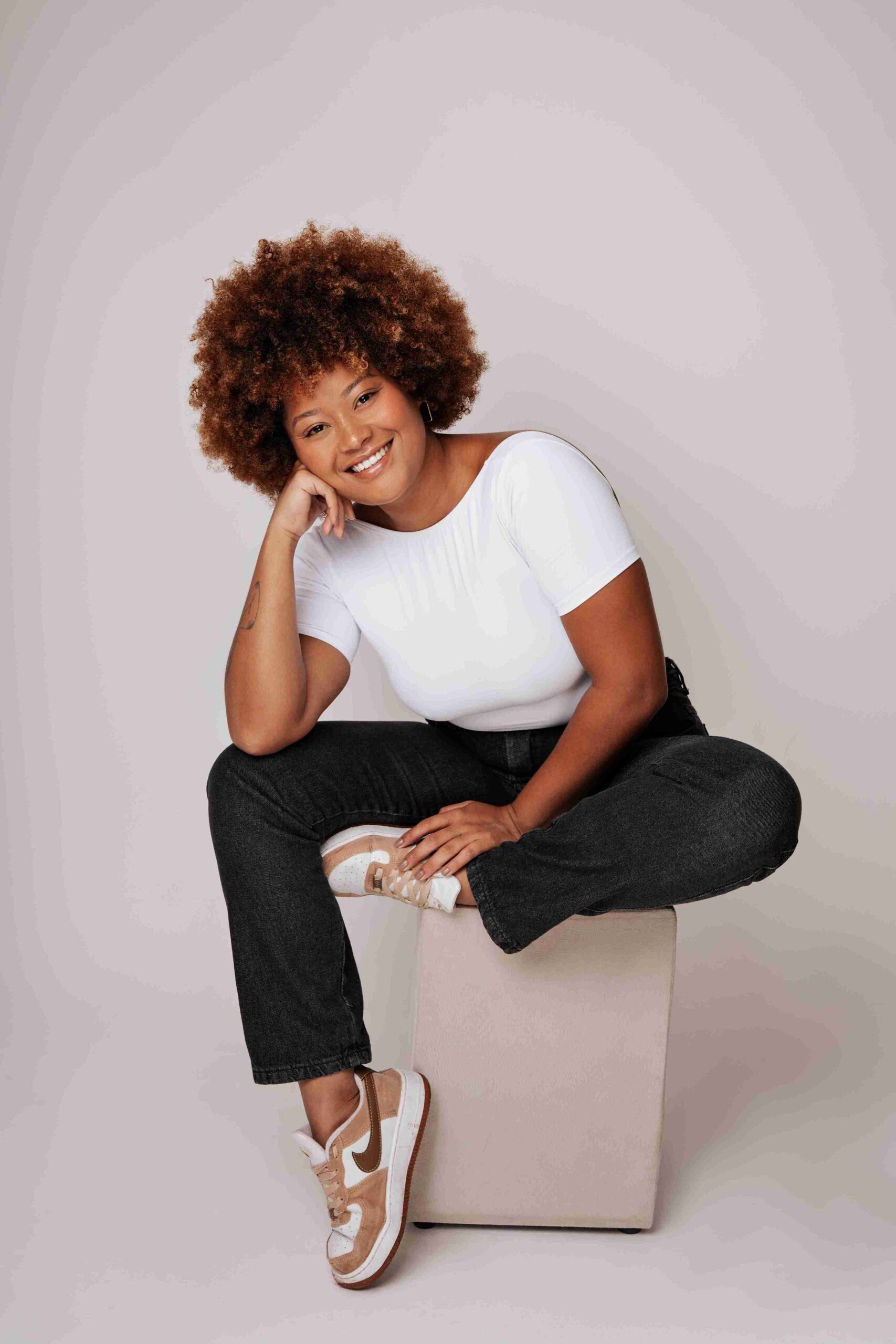 Camyla Figueredo - Front Management