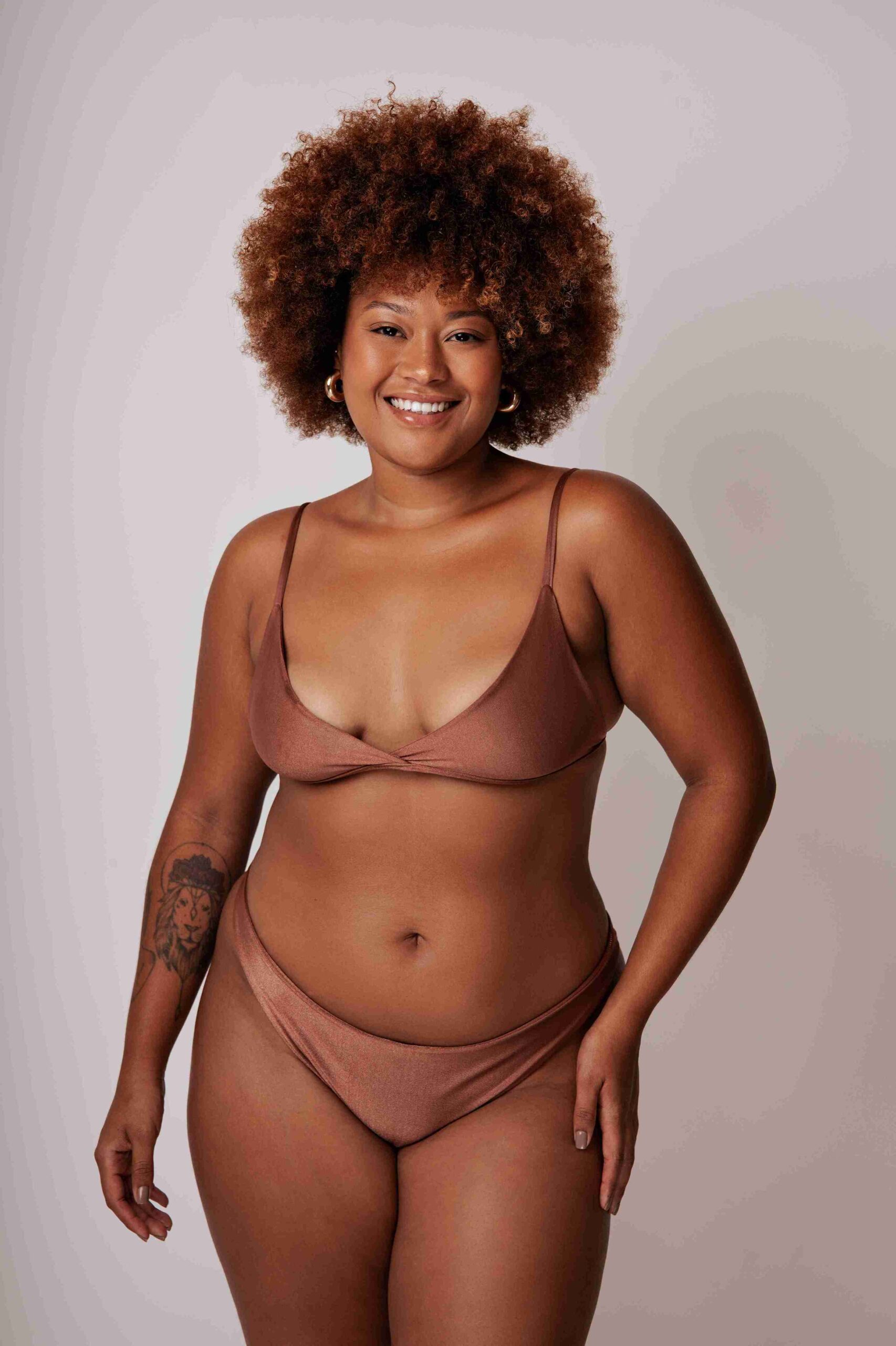 Camyla Figueredo - Front Management