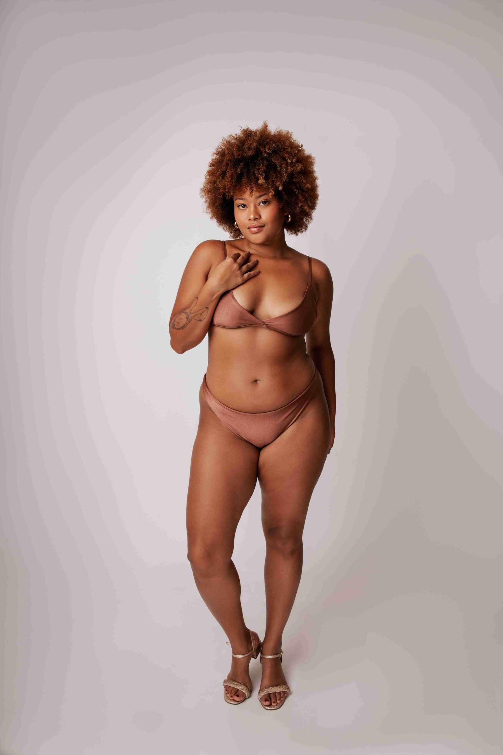 Camyla Figueredo - Front Management