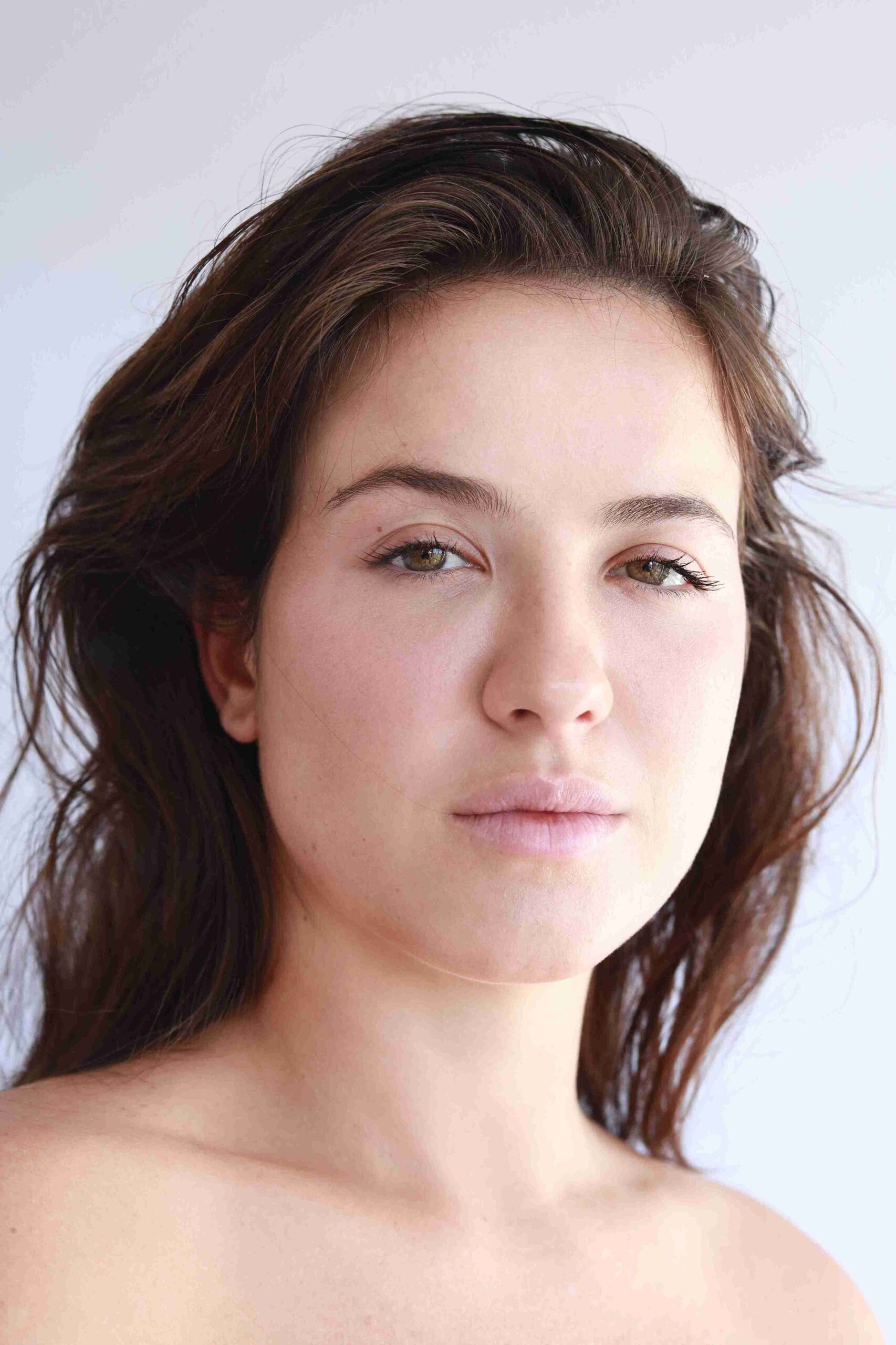 Carina Vaz - Front Management