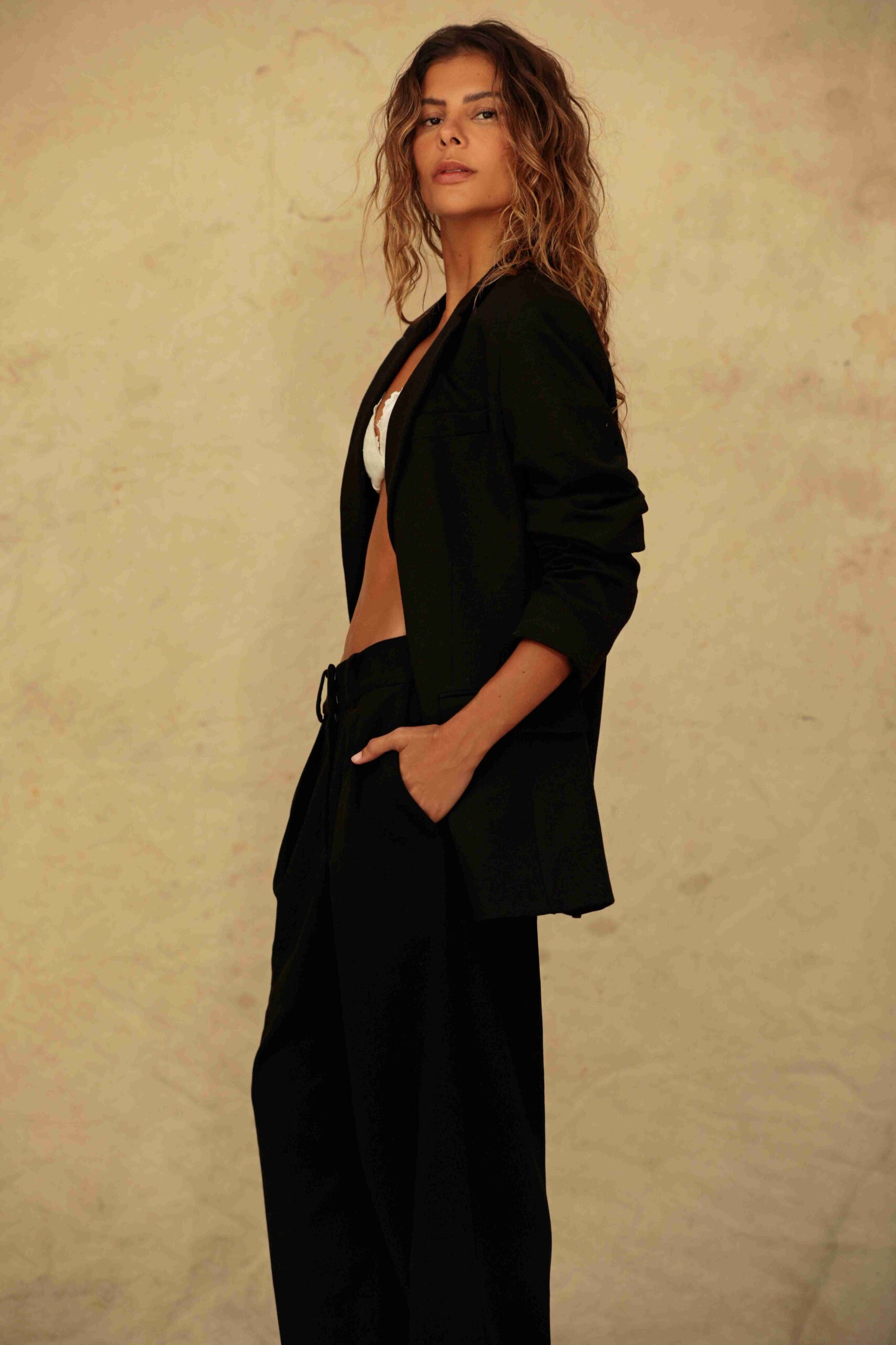 Carla Oliveira - Front Management