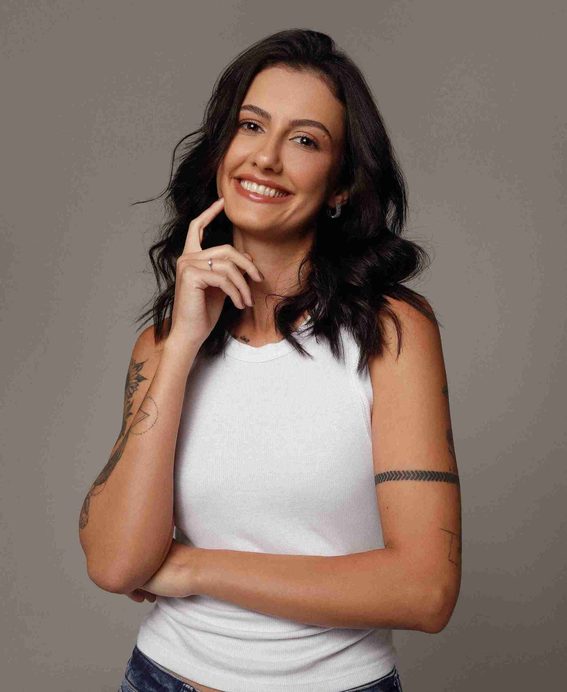 Carolina Miranda - Front Management