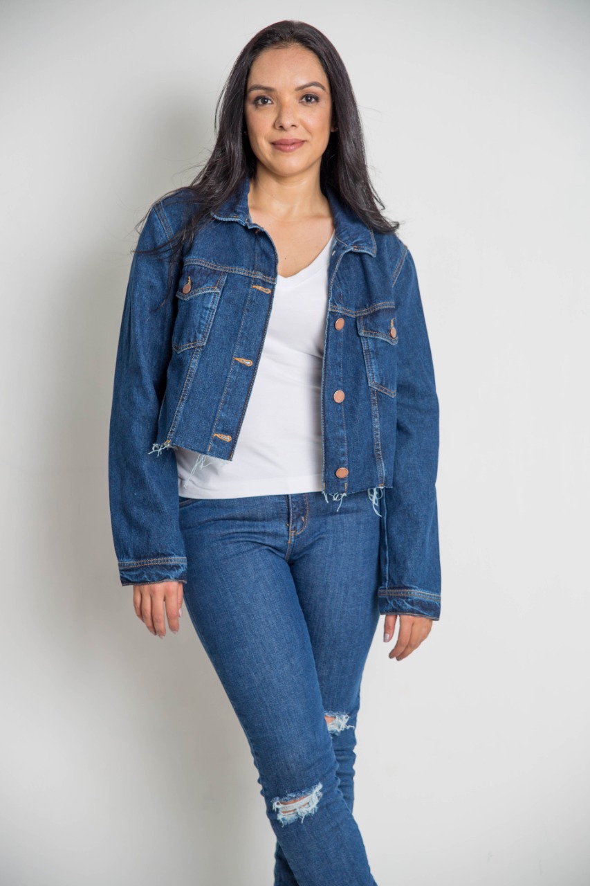 Carolina Ribeiro - Front Management