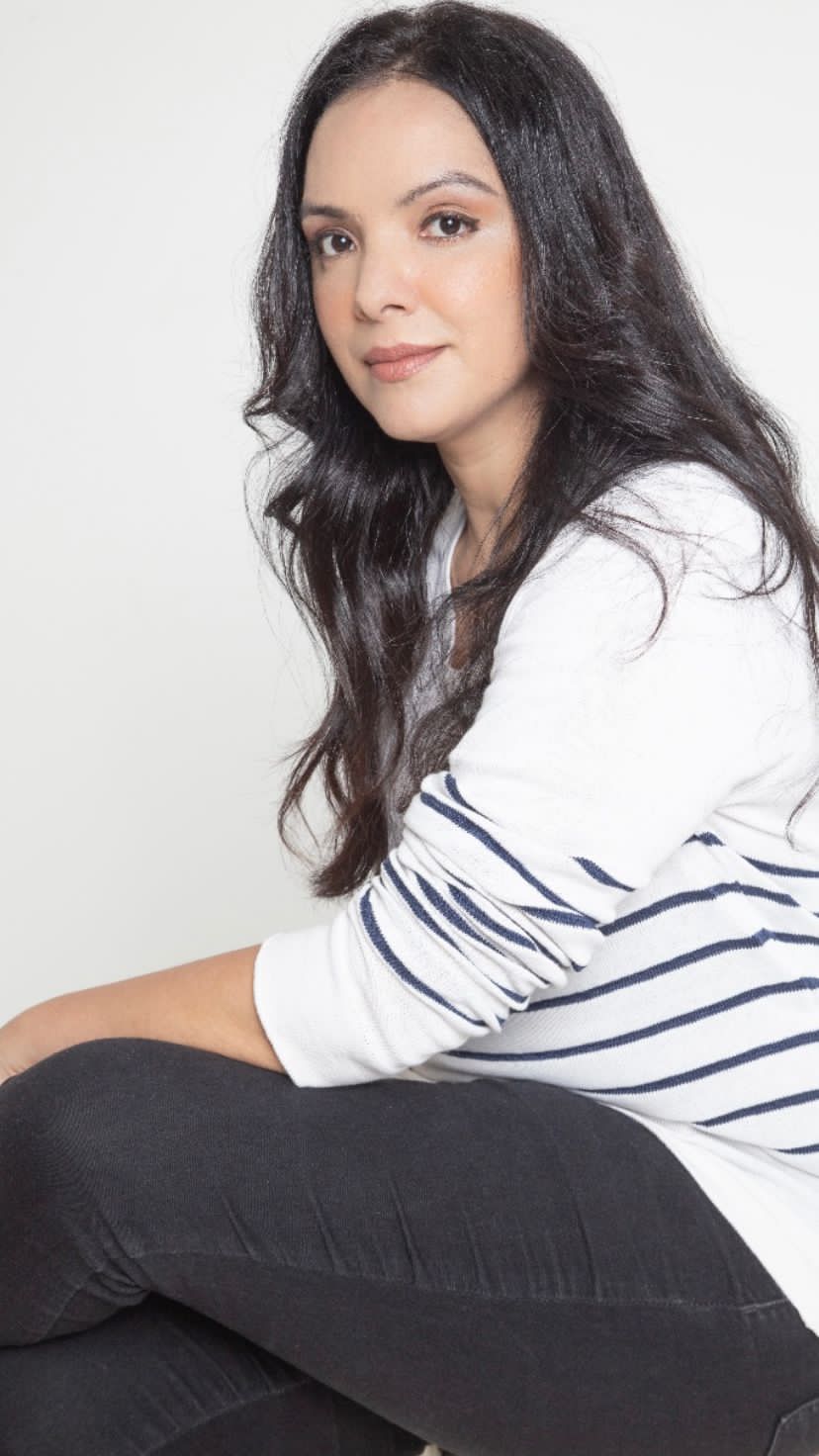 Carolina Ribeiro - Front Management