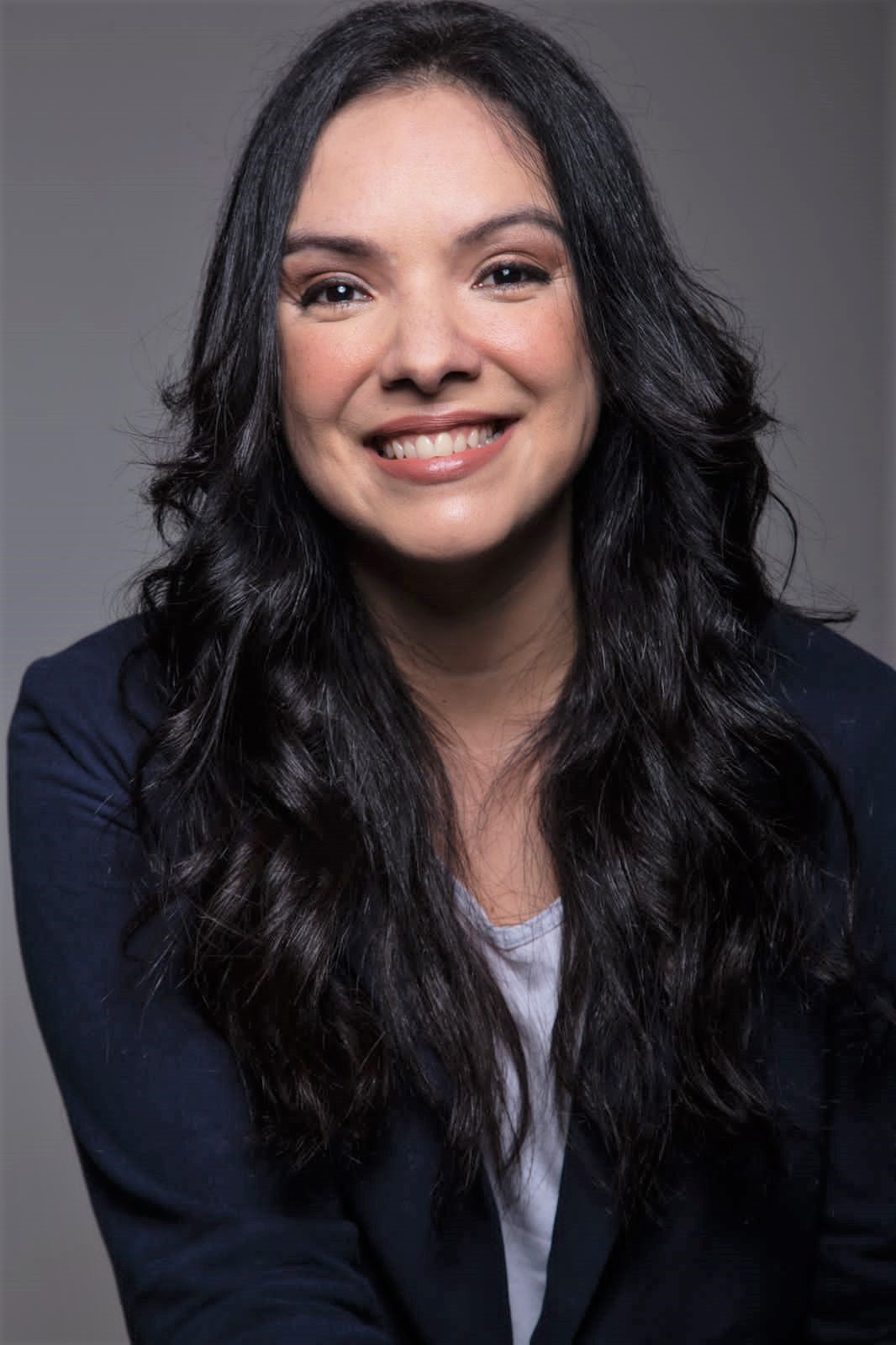 Carolina Ribeiro - Front Management