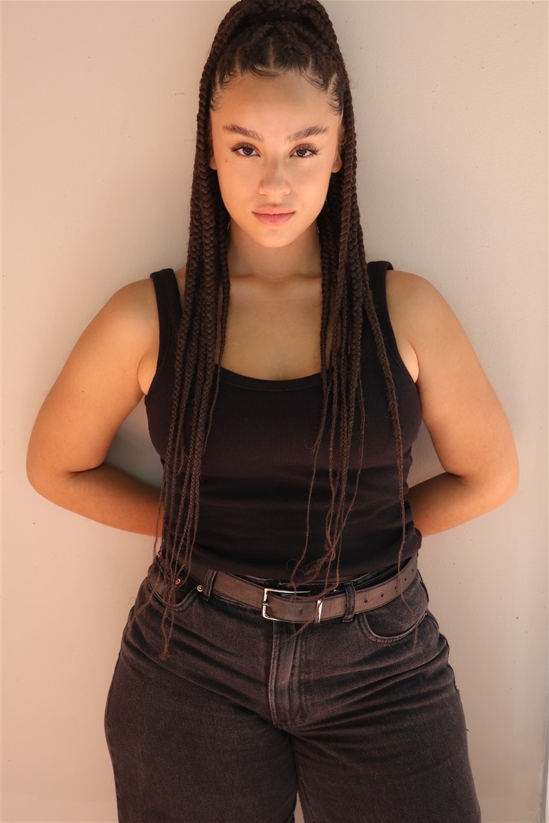 Clara Catarina - Front Management