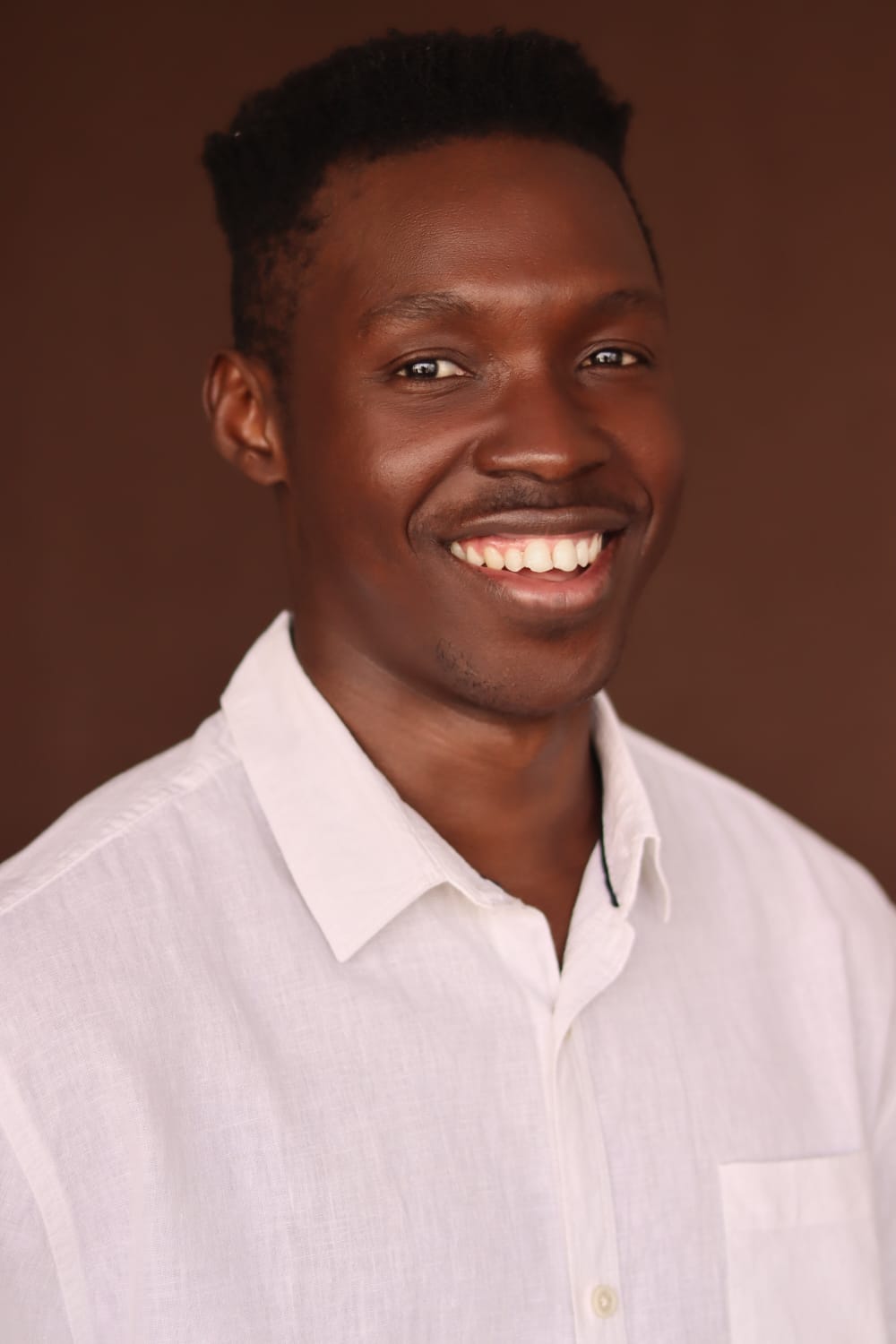 Estevão Miala - Front Management