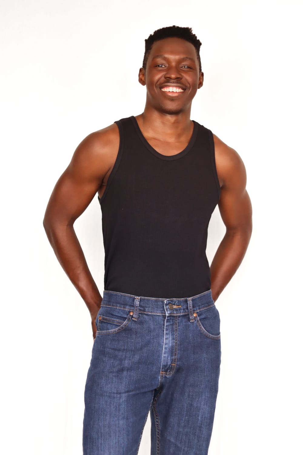 Estevão Miala - Front Management