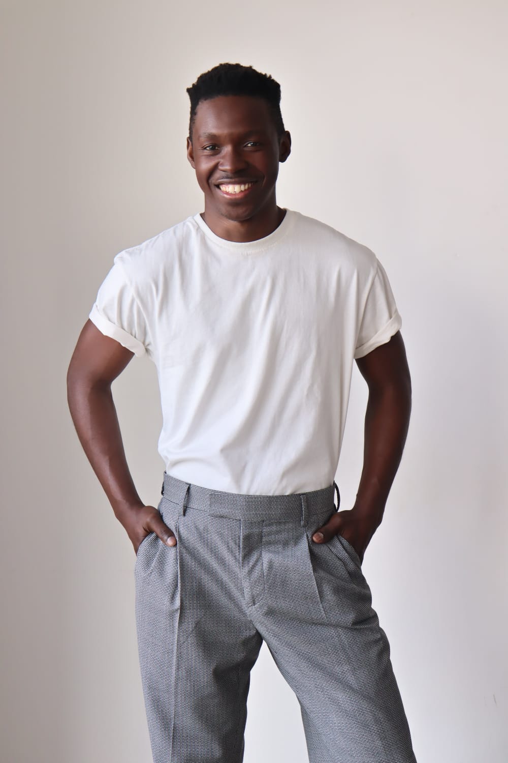 Estevão Miala - Front Management