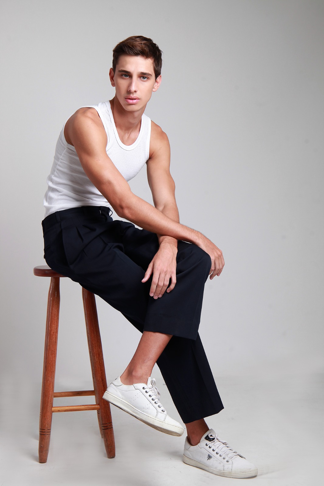 Felipe Gomes - Front Management