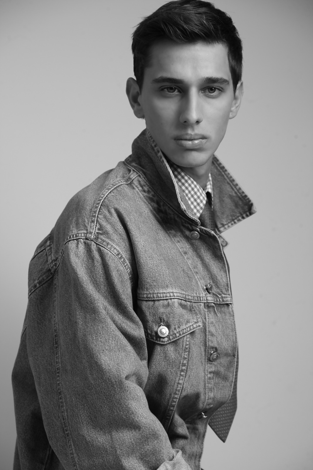 Felipe Gomes - Front Management