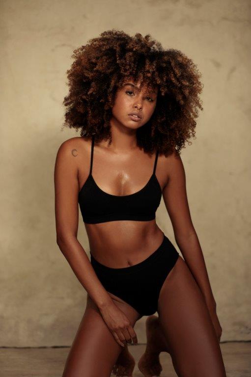 Hadassa Oliveira - Front Management