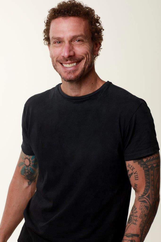 Henrique Werneck - Front Management