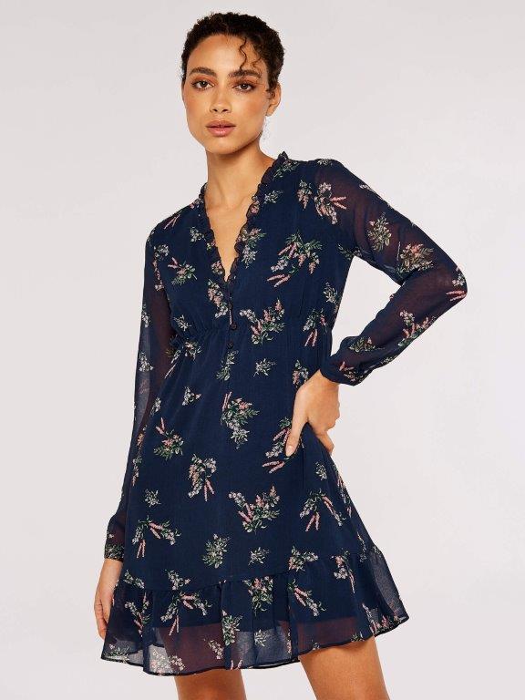 Isabella Araujo - Front Management