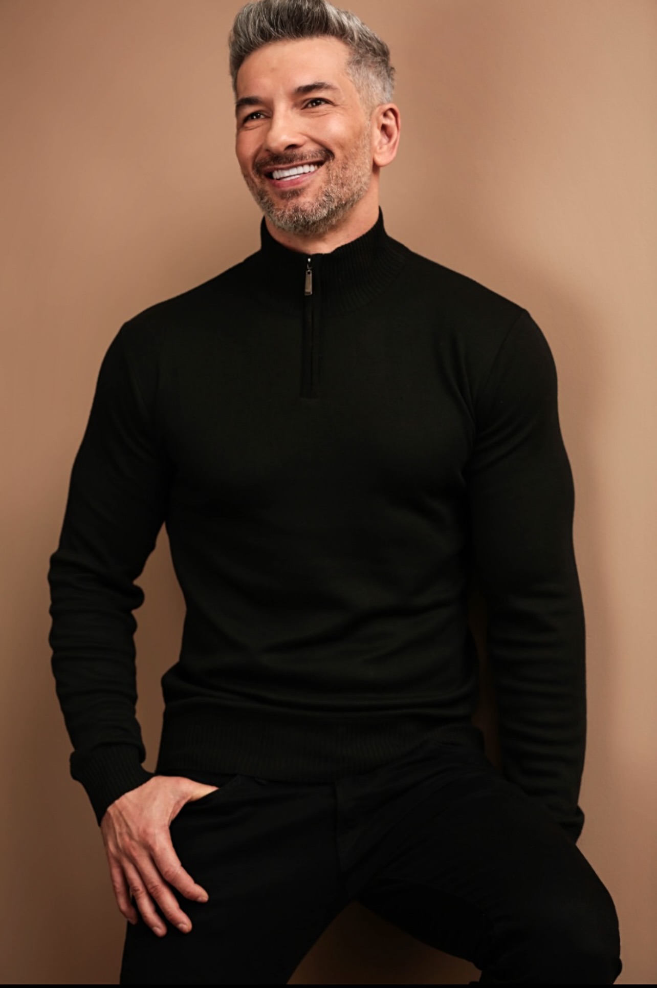 Ivan Muniz - Front Management