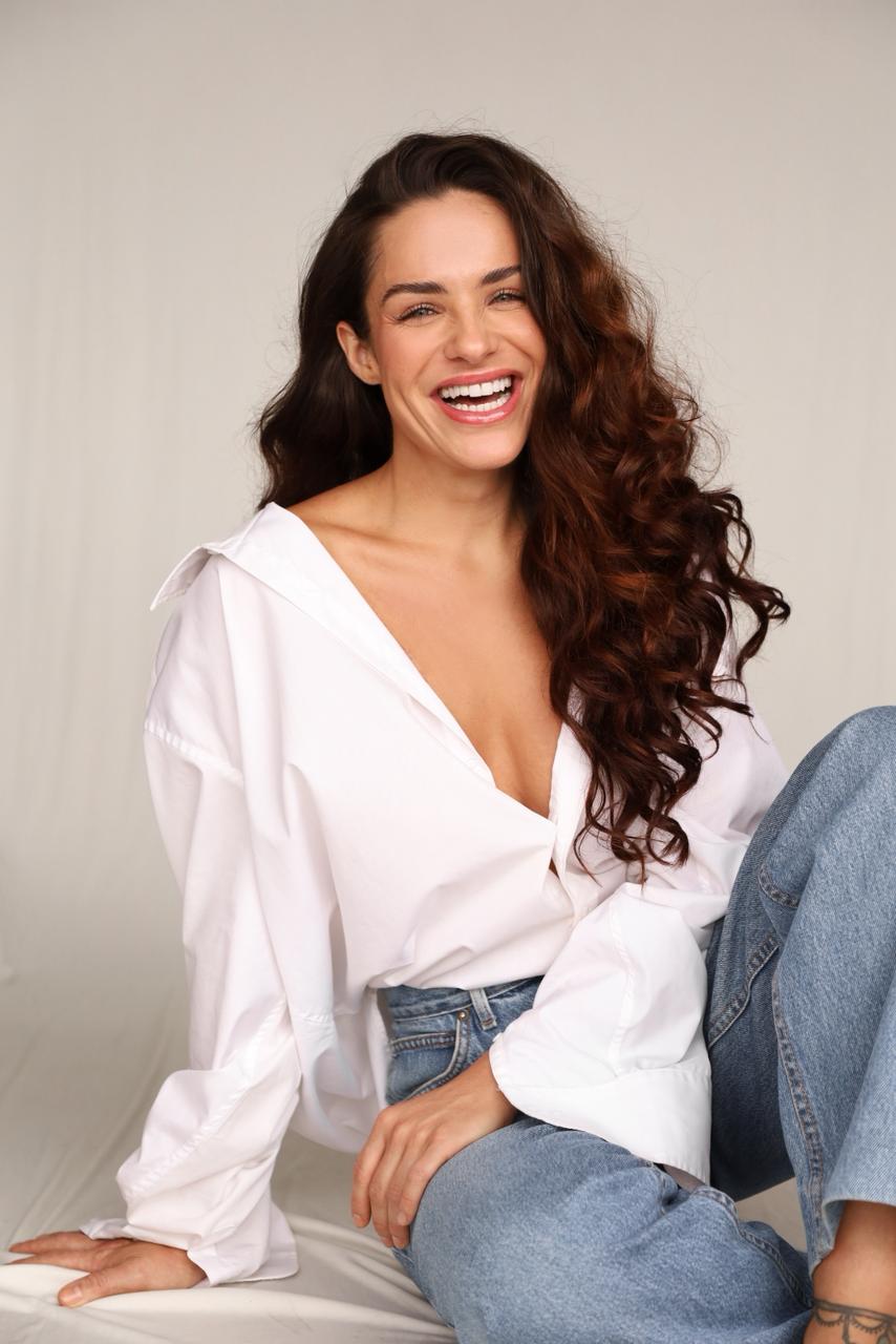 Jessica Lima - Front Management