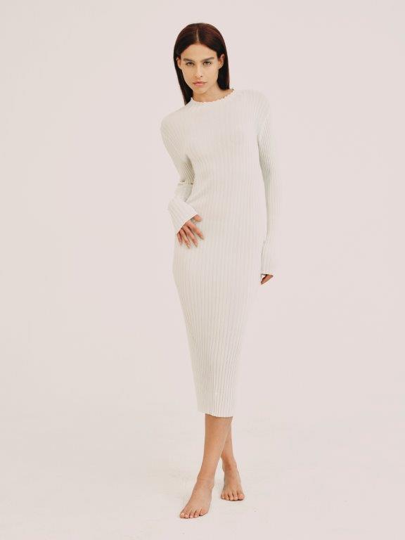 Juliana Calderari - Front Management