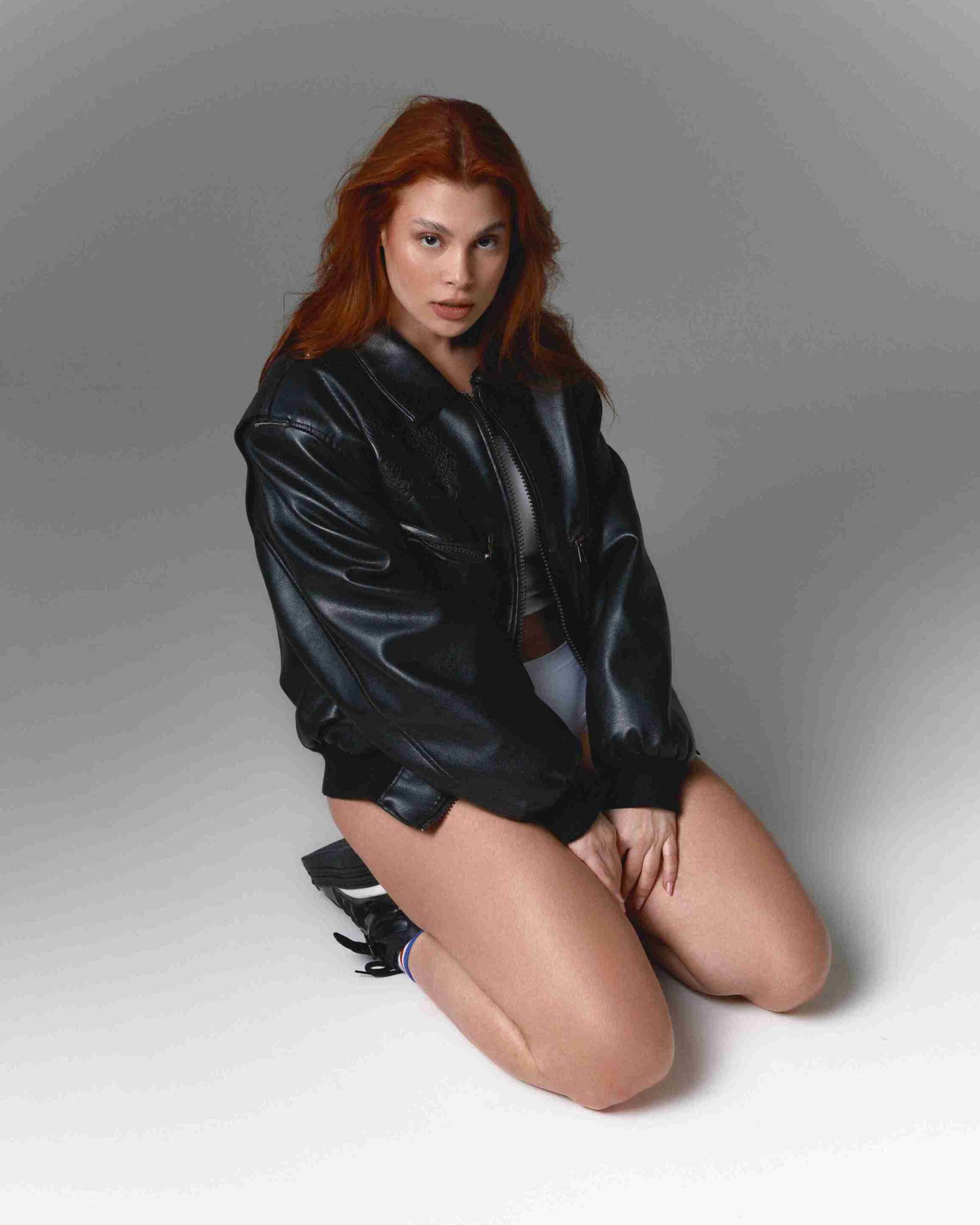 Juliana Offredi - Front Management