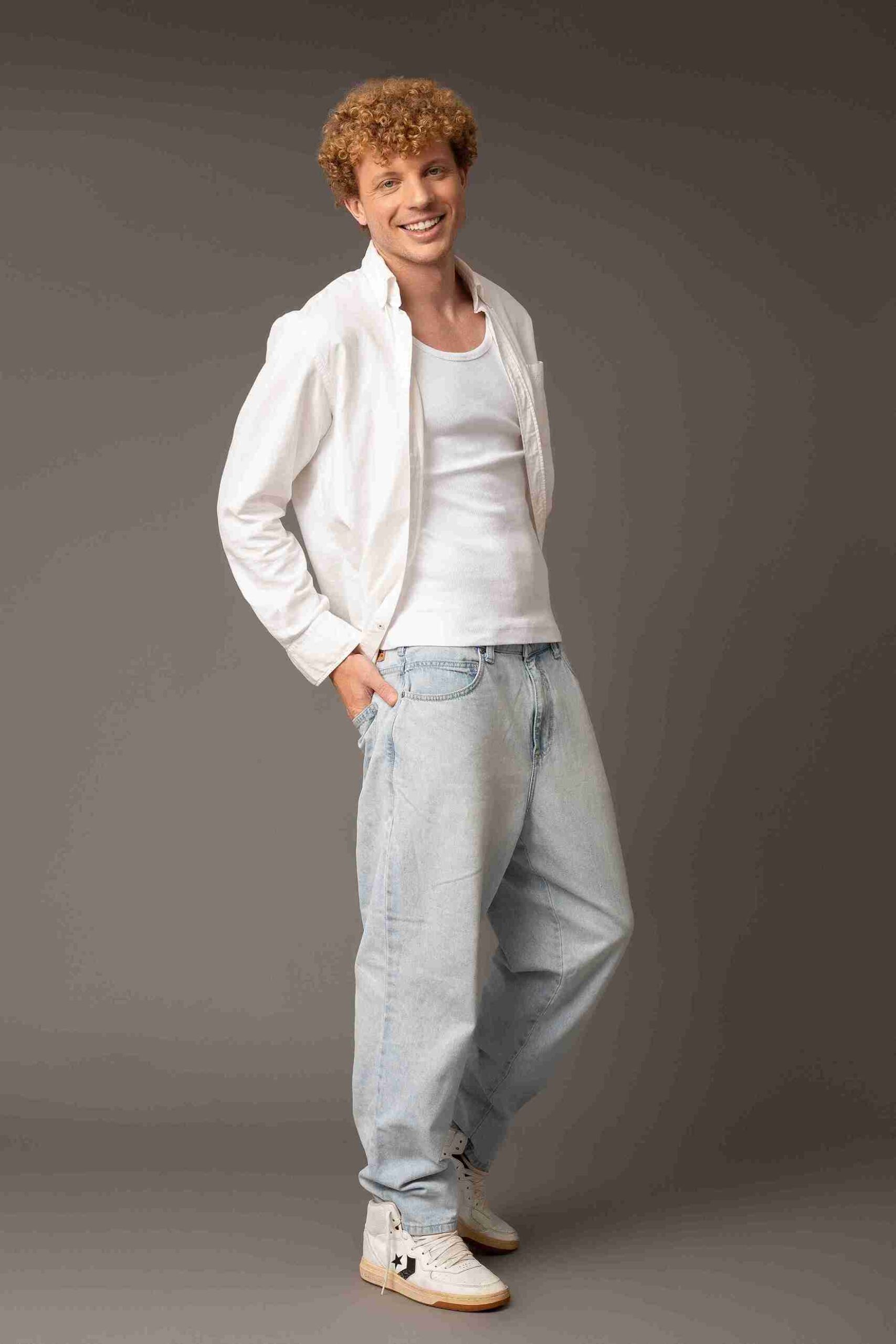 Luryan Ranzan - Front Management