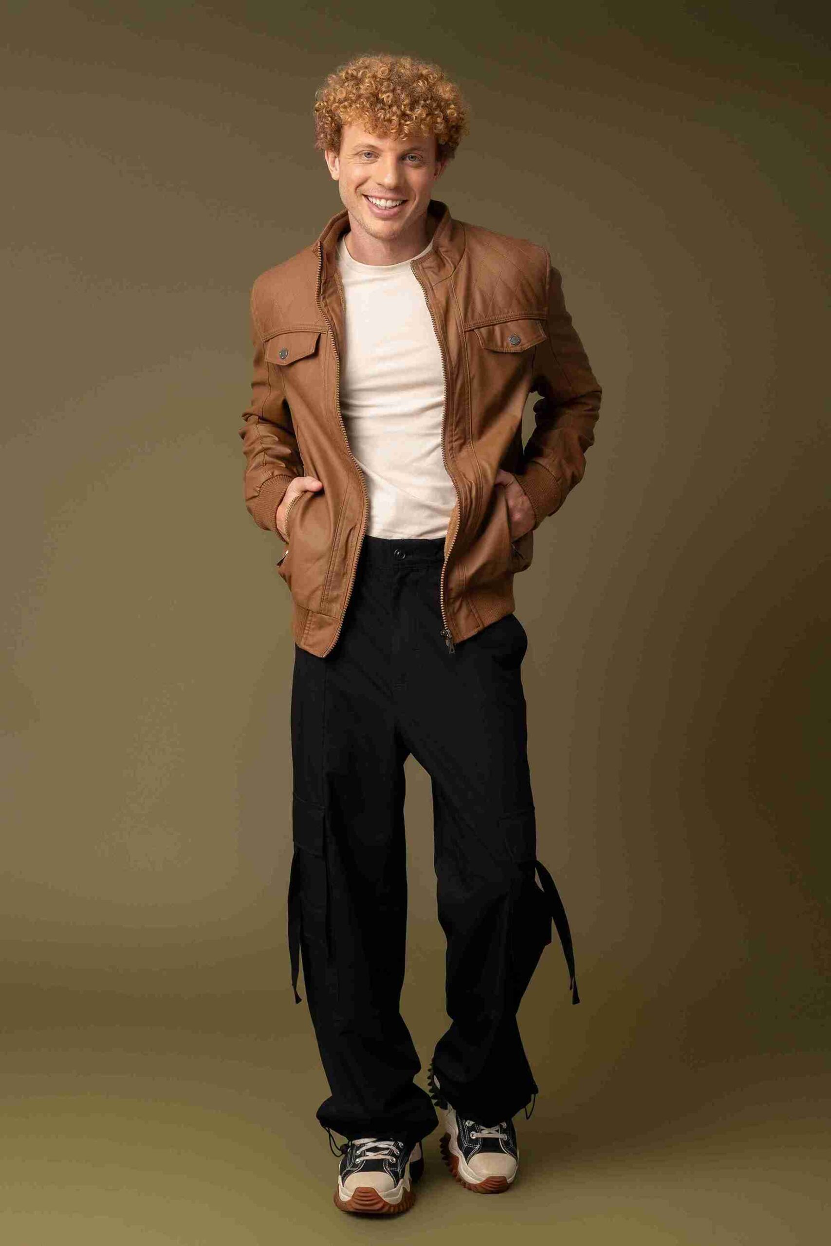 Luryan Ranzan - Front Management