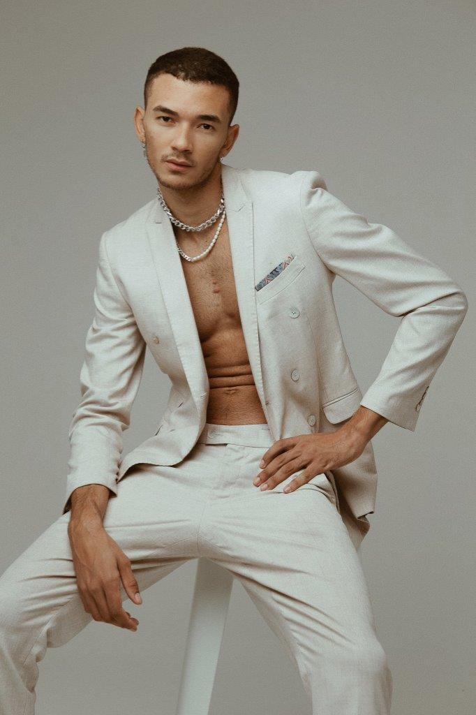 Matheus Valadares - Front Management